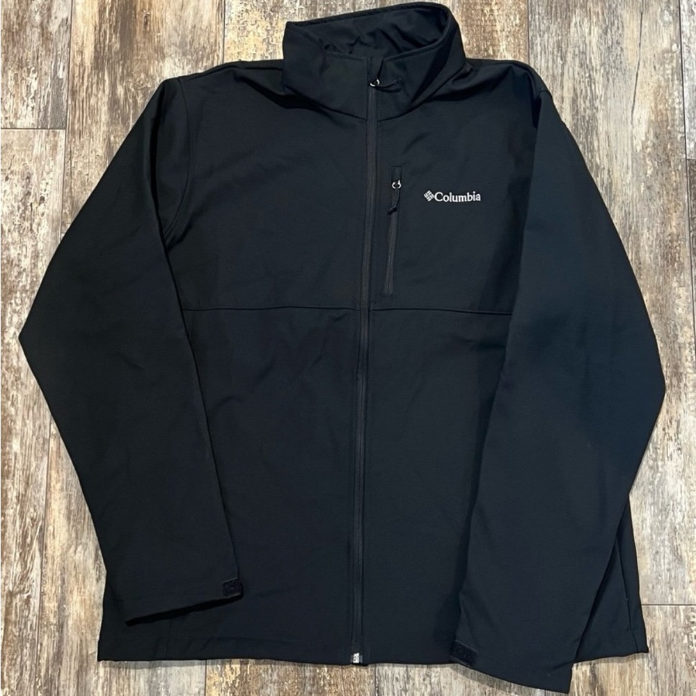 Columbia Men's Dark Performance Jacket